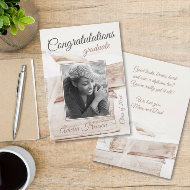 Elegant Bok Stack Grattis Student Photo Julkort (Skapare uppladdad)