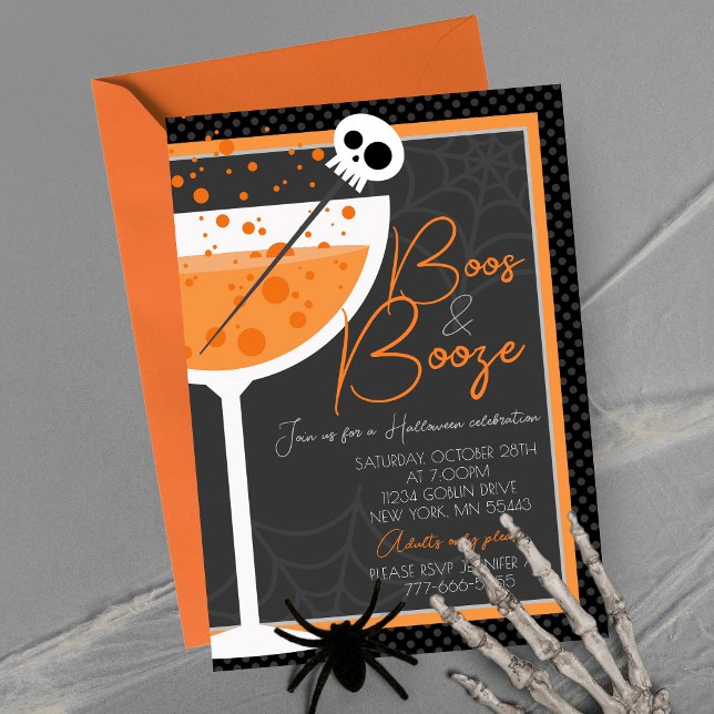 Elegant Boos och Sprit Halloween Vuxen Party Inbjudningar (Elegant Boos & Booze Adult Halloween Party Invitations. Halloween cocktail in orange, black & grey.)
