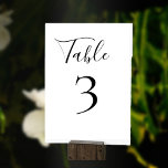 Elegant Bordsnummer Black and White Bröllop<br><div class="desc">bordsnumret är formaterat med elegant i ett namnteckning teckensnitt. Anpassa numret eller designmallen efter dina behov. Lämplig för inställning av bröllop-bord ställe.</div>