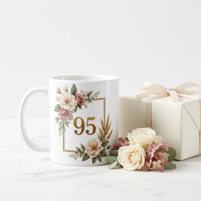 Elegant Botanisk 95-årspresent Skräddarsydd Mugg (Elegant Botanical 95th Birthday Custom Gift Mug)