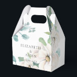 Elegant Botanisk Blommigt Vattenfärg Bröllop White Presentaskar<br><div class="desc">Favoritruta för vit Blommigt - Elegantens botaniska utformning - Personlig med ditt namn och datum. Mjuka blommigtar med vattenfärg i elfenbensfärgade och nedsmutsade gröntar ger en tidlös elegans till den här förmånslådan - perfekt för klassiskt bröllop, trädgårdsreceptioner eller romantiskt vår och sommarens firande. Anpassa det med parets namn och datum...</div>