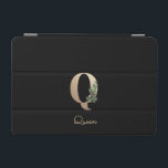Elegant Botaniskt monogram Brev Q iPad Mini Skydd<br><div class="desc">Elegantens svarta iPad-fodral har ett botaniskt monogram i guld i mitten.</div>