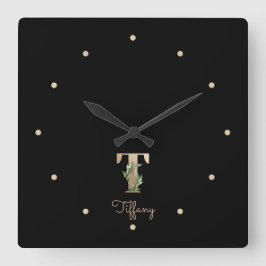 Elegant Botaniskt monogram Brev T Fyrkantig Klocka