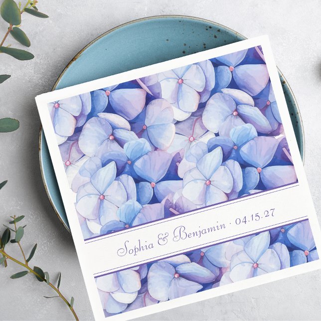 Elegant bröllop Blommigt Hydrangea Blue & Lavender Pappersservett (These personalized hydrangea wedding napkins are perfect for an elegant, chic coastal garden party.)
