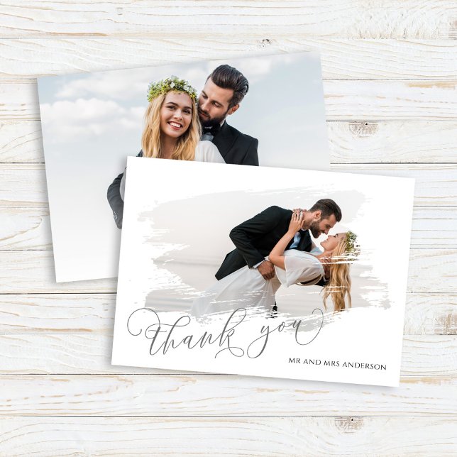 Elegant bröllopsfoto tack skript  kort (Wedding thank you photo card. With stylish calligraphy script.)