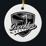 Elegant Brooklyn-sköld och Swoosh-design Julgransprydnad Keramik<br><div class="desc">Elegant Brooklyn-sköld och Swoosh-design,  en av de äldsta stadsdelarna i New York skapad av Edward Eksi</div>