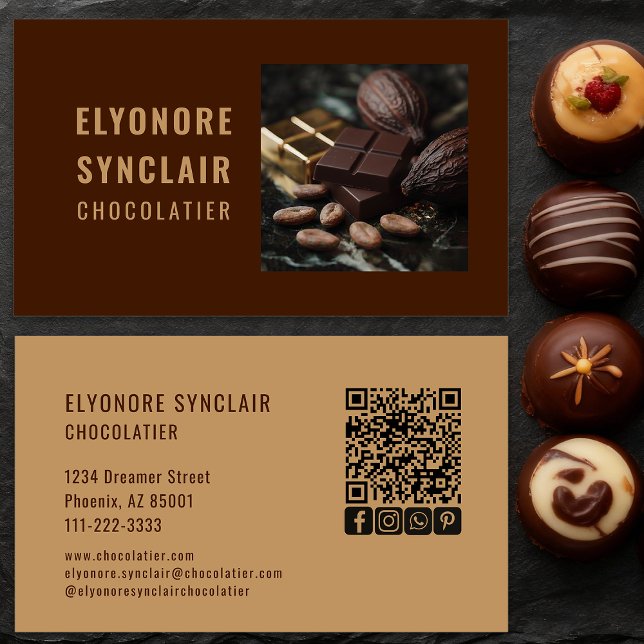 Elegant Brown Chocolatier Photo Social QR Code  Visitkort (Skapare uppladdad)