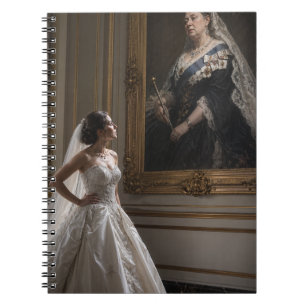 Elegant Brud som begrundar Royal Victorian Porträt Anteckningsbok