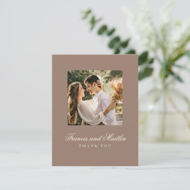 Elegant Brun Romantisk Foto Bröllop Tack Kort (Stående Fram)