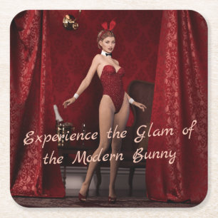 Elegant Bunny Girl på Red Velvet Curtain Underlägg Papper Kvadrat