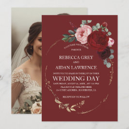 Elegant burgunder och guldblommig fotoöverläggning inbjudningar