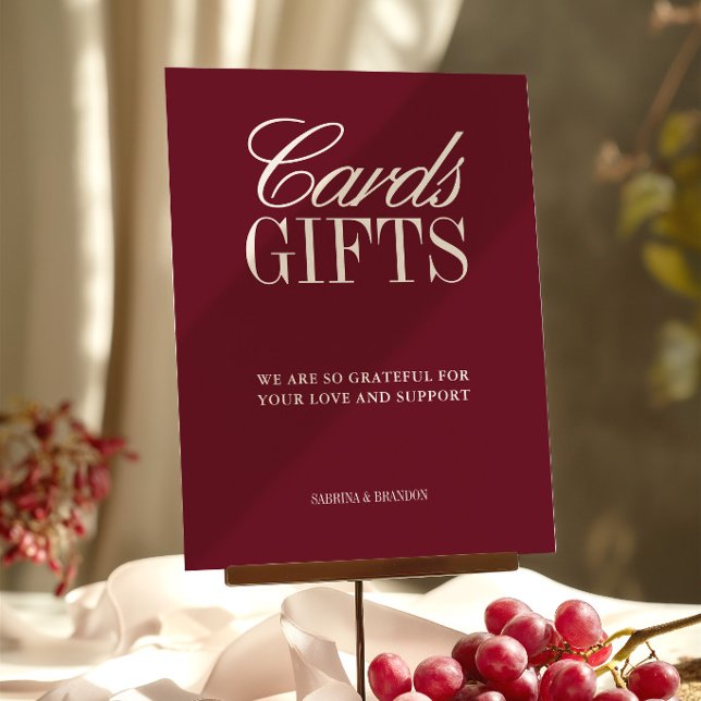 Elegant burgunderkort och presentbröllopsskylt (Elegant Burgundy Cards & Gifts Wedding Sign)