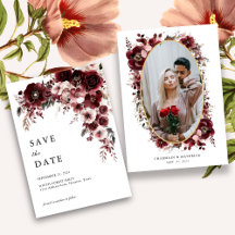 Elegant burgunderröd rosblommig bröllop