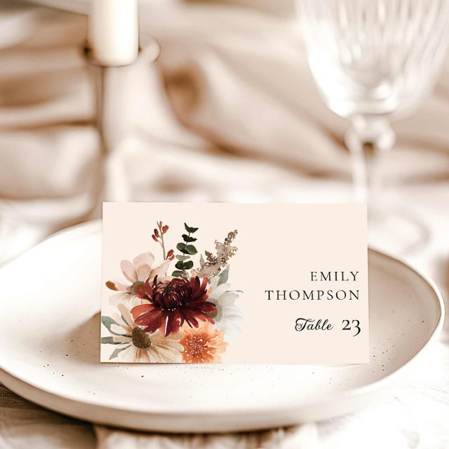 Elegant Burgundy Bröllop Bordsnummer (Burgundy Fall Floral Wedding Escort Card)