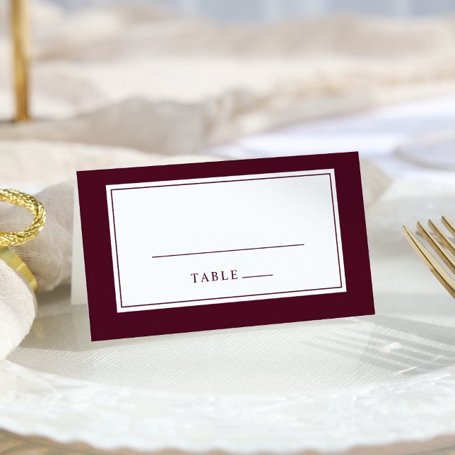 Elegant Burgundy Enkel Minimal Rand Bröllop Placeringskort (Elegant Burgundy Simple Minimal Border Wedding Place Card by Painted Paperie
)