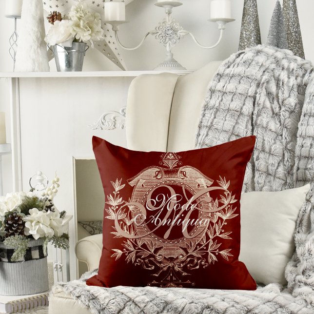 Elegant Burgundy och Cream Antique Chateau Chic Kudde (Skapare uppladdad)