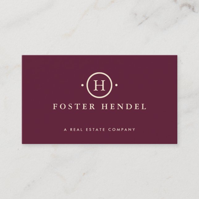 Elegant Burgundy Professionell Monogram Visitkort (Framsida)