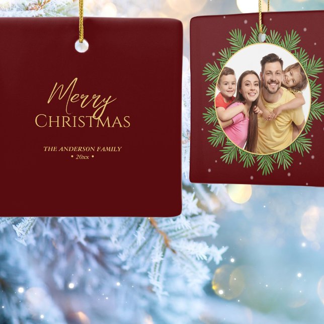 Elegant Burgundy Red jul Botanical Photo Julgransprydnad Keramik (Skapare uppladdad)