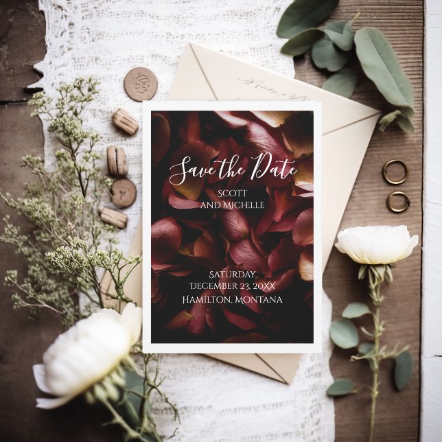 Elegant Burgundy Romantic Rose Save The Date Card Spara Datumet (Skapare uppladdad)