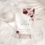 Elegant Burgundy  Rosa ros Blommigt Bröllop Bordsnummer<br><div class="desc">Kombinationen av modern, elegant och trendig inslag skapar ett vackert och unikt estetiskt intryck som säkert imponerar på alla bröllop gäster. Användan av vattenfärgstekniker för att beskriva Blommigt och pampasgräs från Burgundy och Dusty Rosa ros skapar en mjuk och romantisk känsla, medan införlivandet av kalligrafi i elegant tillför en smula...</div>