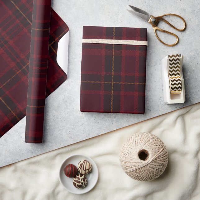 Elegant Burgundy Tartan Presentpapper (Hantverk)