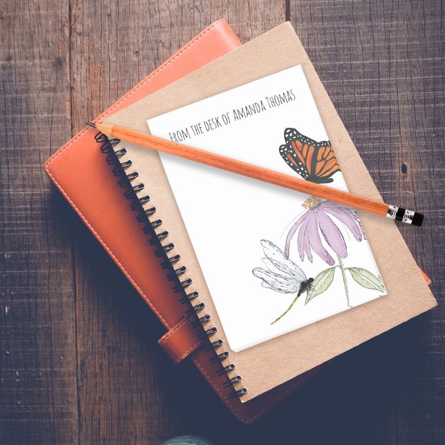 Elegant Butterfly och Lila Flower Snyggt Post-it Block (Watercolor butterfly and floral custom post it notes.)