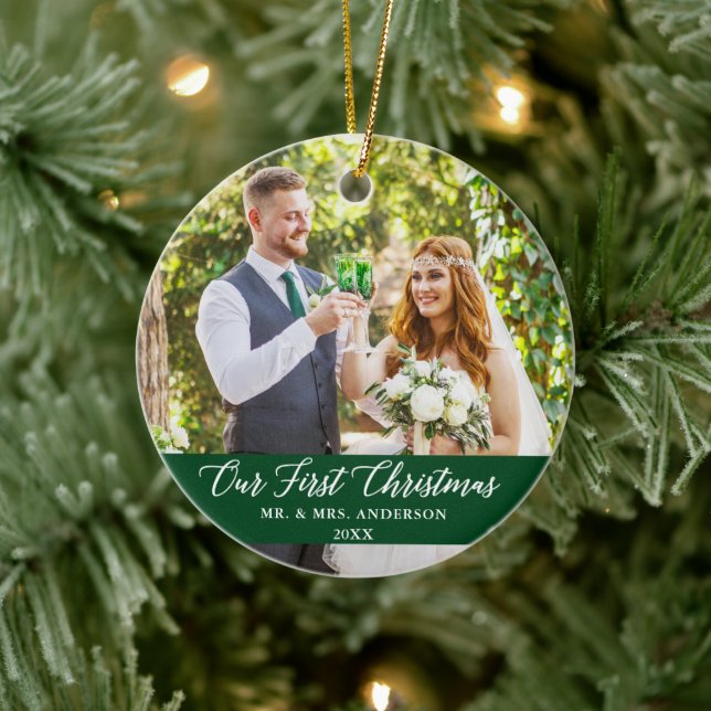 Elegant Calligrafi vår första julafton Grönt Julgransprydnad Keramik (Träd)