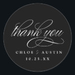 Elegant Calligraphy Black White Wedding Stickers Runt Klistermärke<br><div class="desc">Öka bröllop stil med vår Elegant Calligraphy Bröllop Collection,  med sofistikerade skript och tidlös design. Perfekt för modernt par,  den här samlingen omfattar allt från inbjudningar till menyer,  allt anpassade med dina detaljer. Lägg till lite finslipad elegans till din stora dag med den här snyggt samordnade uppsättningen!</div>