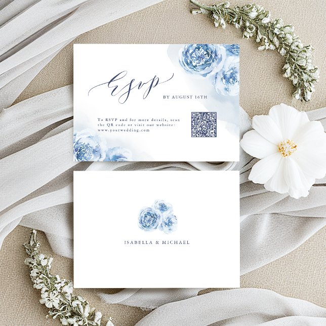 Elegant calligraphy dusty Blue blommigt QR-kod OSA Kort (Elegant calligraphy dusty blue floral QR code RSVP Card)