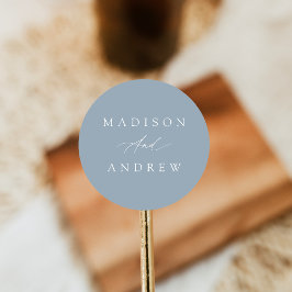 Elegant Calligraphy Dusty Blue Bröllop Runt Klistermärke