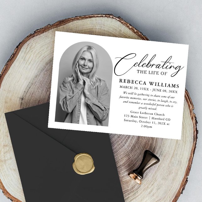 Elegant Calligraphy Firande of Life Funeral Inbjudningar (Skapare uppladdad)