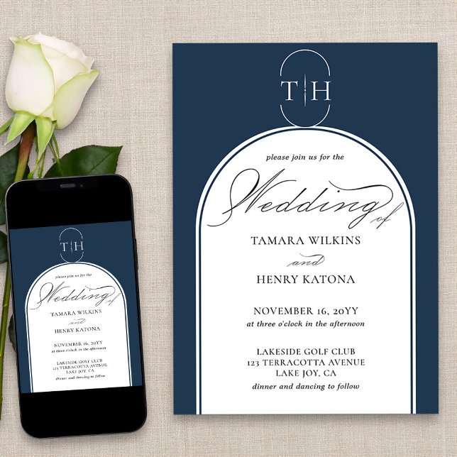 Elegant Calligraphy Navy Blue Monogrammed Bröllop Inbjudningar (Elegant monogrammed navy blue wedding invitation from my Wedding Colors collection)