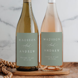 Elegant Calligraphy Sage Grönt Bröllop Vinflaska Etikett