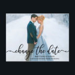 Elegant Calligraphy Script Photo Ändra datum Vykort<br><div class="desc">Modern Elegant Calligraphy-skript ändrar datumet Bröllop sköt upp ett par foto-vykort</div>