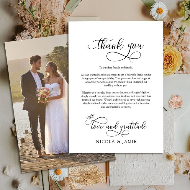Elegant Calligraphy Single Fullt Storlekare Bröllo Tack Kort (Wedding Photo Thank You Card with elegant modern calligraphy and full bleed photo)