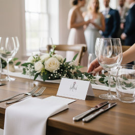 Elegant Chandelier Script Name Wedding place card Kort