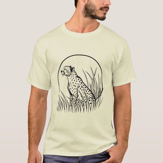 Elegant Cheetah in Tall Grass- Wildlife Art T Shirt (Framsida)