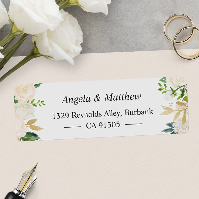 Elegant Chic Cream Guld Botaniska Blommigten Returadress Etikett (Make your envelopes stand out with these chic and customizable address labels.)