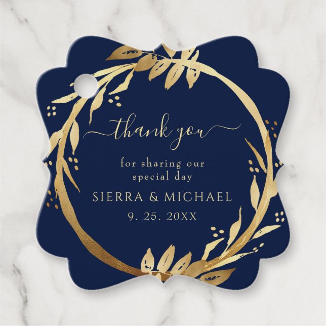 Elegant Chic Golden Foliage Navy Blue Bröllop Gåvor Etiketter (Framsida)