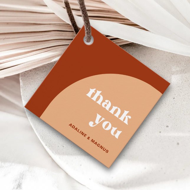 Elegant Chic Persika Terrakotta Valv Boho Bröllop Gåvor Etiketter (Elegant chic peach terracotta arch favor tags add warm boho charm to your wedding gifts.)