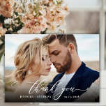 Elegant Chic Script 2 Photo Bröllop - tackkort Tack Kort<br><div class="desc">Elegant Chic Modern Boho Calligraphy Script Bröllop 2 Photo Tackyou Card. Snyggt bröllop tackar dig för att du har en fullt foto på framsidan med texten "Tack" i ett snävt, snävt och snävt tecken på typografi som sänker svan-typsnittet i vit övertäckning på bild och ett omvänt sidfoto (1) och ett...</div>