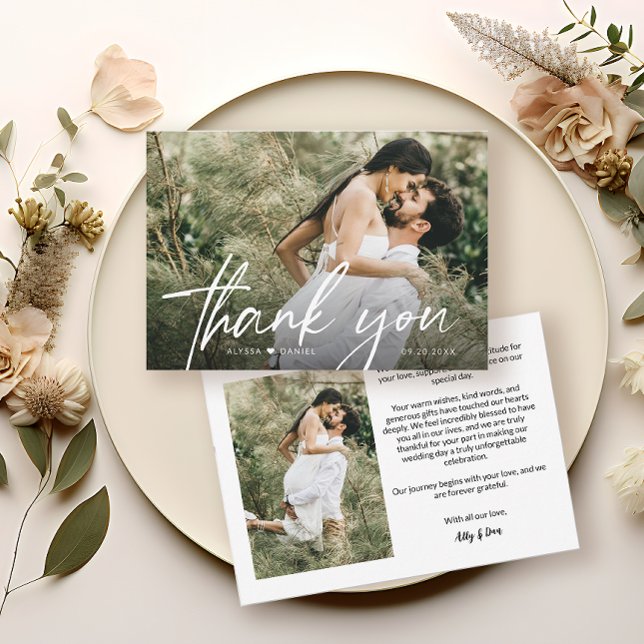 Elegant Chic Script Heart Bröllop Photo Tack Kort (Wedding photos, simple thank you card with personal message. Chic, modern and simple.)