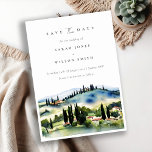 Elegant Chic Toscana Italien Vattenfärg liggande Spara Datumet<br><div class="desc">Tuscany Italien Watercolor Ligcape Theme Collection.- Det är ett elegant-skript vattenfärg Illustration of Tuscany Mouncape,  perfekt för ditt italienska bröllop & party. Det är mycket enkelt att anpassa,  med dina personuppgifter. Om du behöver någon annan matchande produkt eller anpassning kan du skicka ett vänligt meddelande via Zazzle.</div>