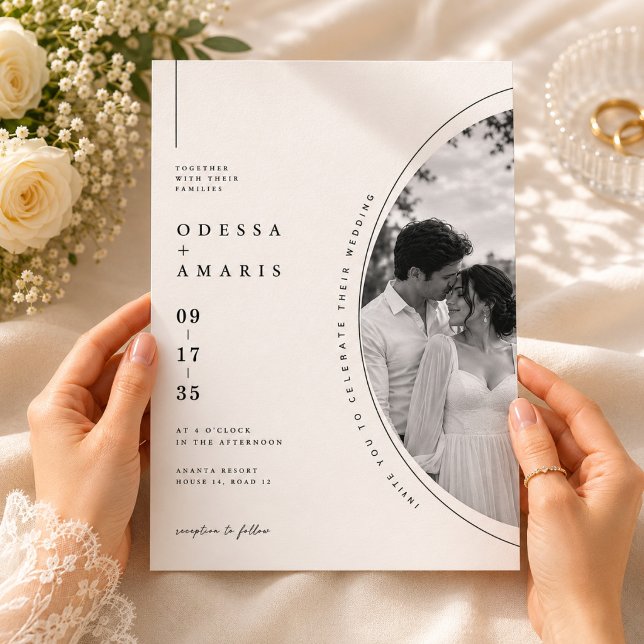 Elegant Cirkulär Ram Bröllop med Romantisk Foto Inbjudningar (Skapare uppladdad)
