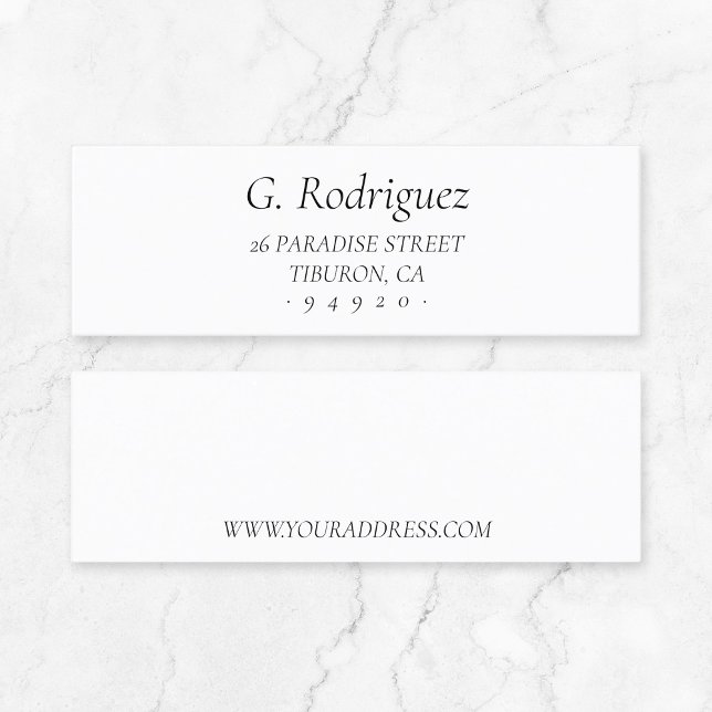 Elegant Classic Serif Teckensnitt. Adress 05. Mini Visitkort (Timeless quiet luxury small business stationary - classic serif typography mini business card.)
