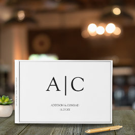Elegant Classic White Monogram Bröllop Gästböcker