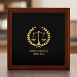 Elegant Classy Black & Guld Lawyer Business Minnesask<br><div class="desc">Elegant Classy Black & Guld Lawyer Business presentbox Det är en perfekt gåva till en advokat eller advokatbyrå. Det är ett unikt och tankeväckande sätt att visa uppskattning och göra ett underbart intryck. Det är säkert en slå på kontoret.</div>
