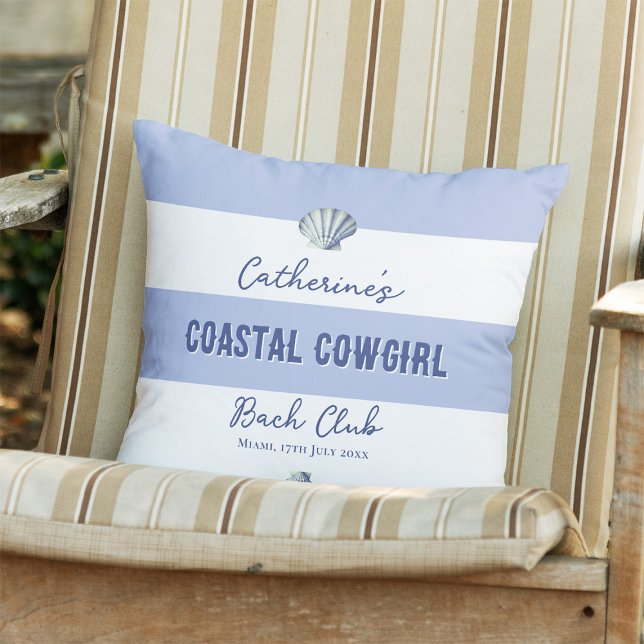 Elegant Coastal Cowgirl Soft Blue White Rand Kudde (Skapare uppladdad)