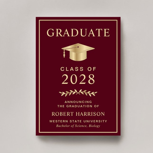 Elegant College Burgundy Studenten Meddelande (Share the pride and excitement of your graduate's achievement with friends and family near and far)