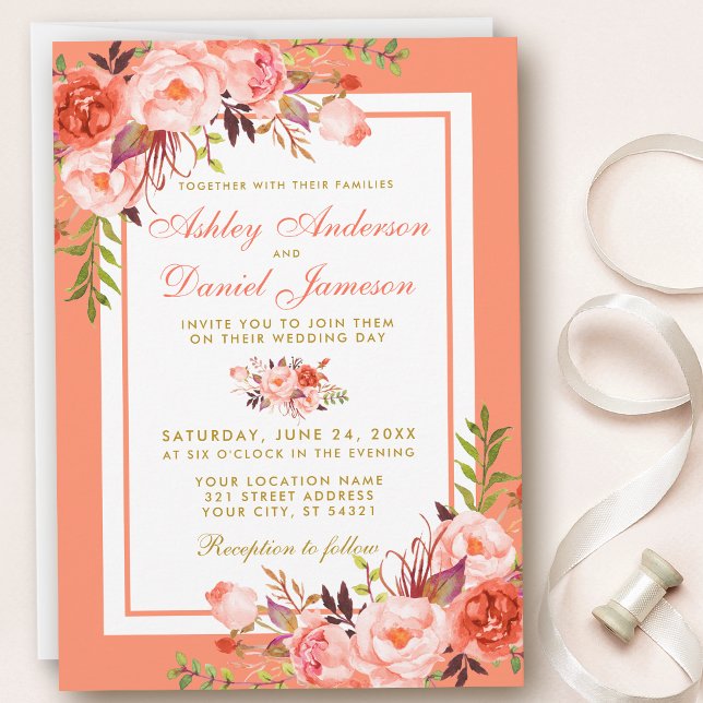 Elegant Coral Blommigt och Guld bröllopsinbjudan Inbjudningar (Customize to change text size, color, style or color of back of card.)